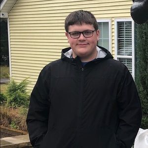 Meet your Posher, Dillon